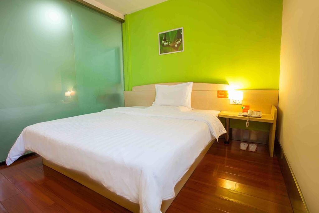 7Days Inn Changsha Tianxin Park Room photo